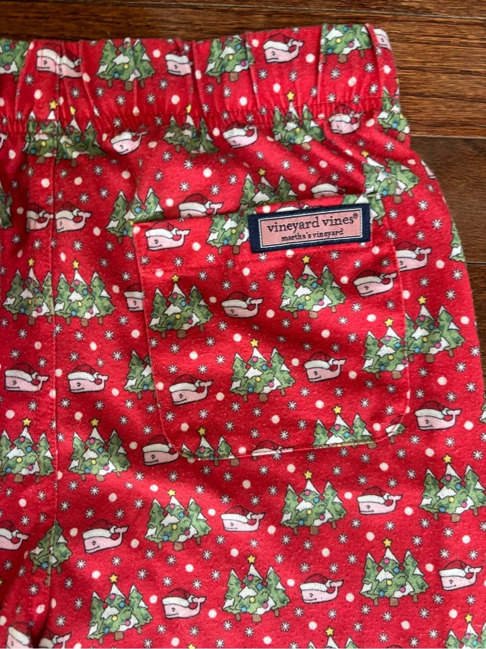 Vineyard Vines Red Santa Whale Kids Holiday Print Pajama Bottoms M